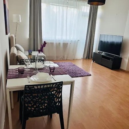 After Two דירה ברטיסלאבה